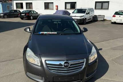 Opel Insignia 208.000 km 3.600 &euro; Hainburg 63512