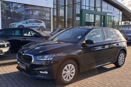 Skoda Fabia 4.900 km 20.980 &euro; Bremen 28357