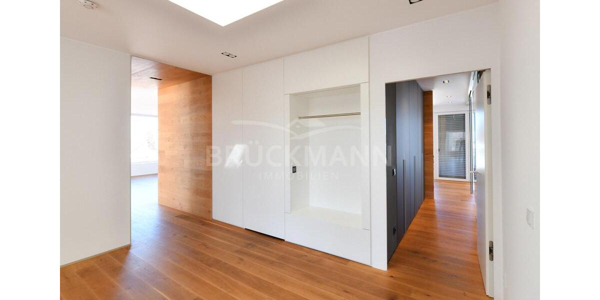 Einfamilienhaus Grünstadt - 4.5 Zimmer, 192 m&sup2;, 2.790&euro; | Angebot:26143997