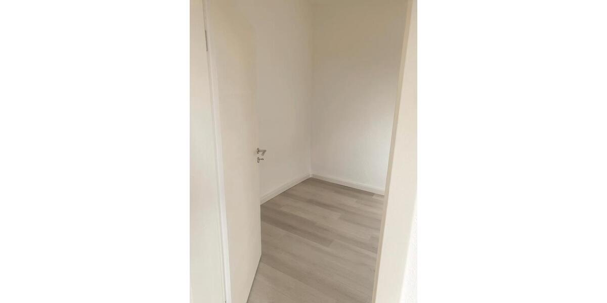 Erdgeschoßwohnung Bördeland - 4 Zimmer, 90 m&sup2;, 486&euro; | Angebot:26365711