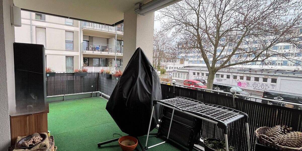 Etagenwohnung Dresden Äußere Neustadt - 3 Zimmer, 96 m&sup2;, 1.400&euro; | Angebot:26307473