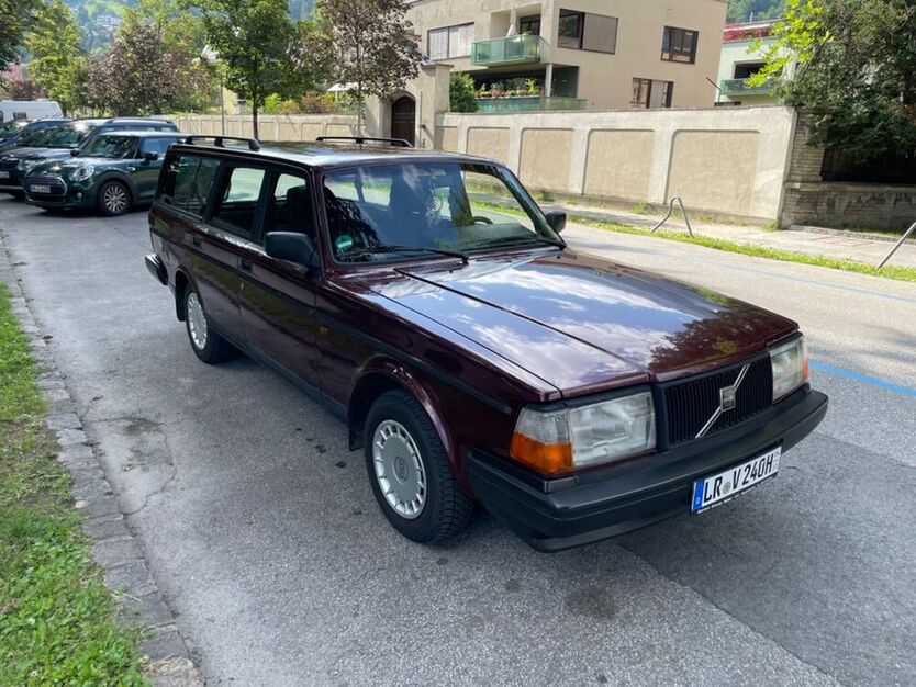 240