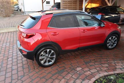 Kia Stonic 19.000 km 17.900 &euro; Gronau (Leine) 31028