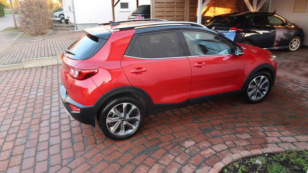 Kia Stonic 19.000 km 17.900 &euro; Gronau (Leine) 31028