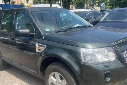 Land Rover Freelander 122.000 km 8.490 € München 81243