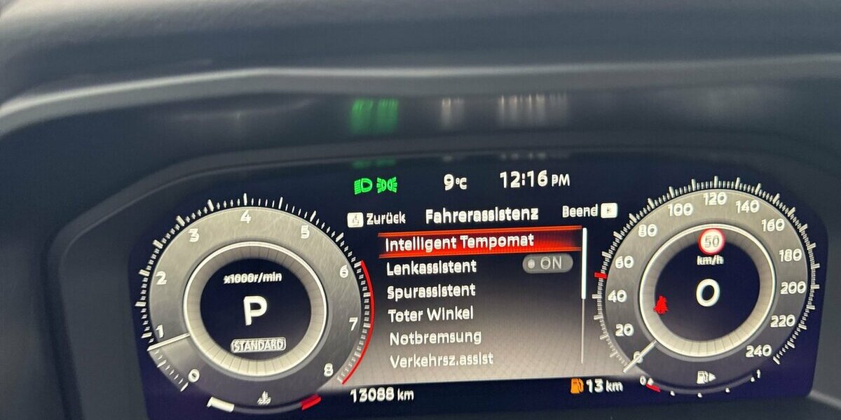 Nissan Qashqai Tekna XTronic *Navi/LED/el. Heckklappe/360 13.081 km 28.690 &euro; Bamberg 96052