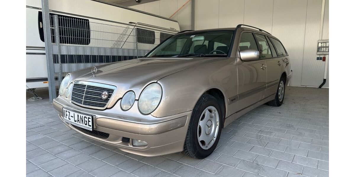 Mercedes-Benz E 200 109.000 km 4.990 &euro; Wehringen 86517