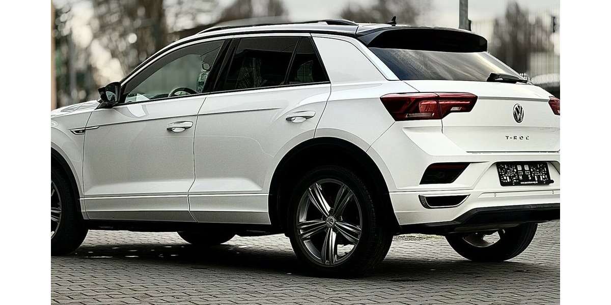 VW T-Roc R-line / Pano / 1. Hd / Kamera / AHK 93.000 km 23.690 &euro; Mönchengladbach 41066