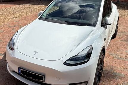 Tesla Model Y 86.077 km 43.900 &euro; Badbergen 49635