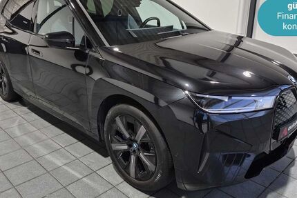 BMW iX 31.328 km 42.990 &euro; Wuppertal 42287