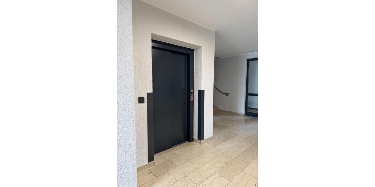 Etagenwohnung Bensheim - 2 Zimmer, 63 m&sup2;, 890&euro; | Angebot:25545804