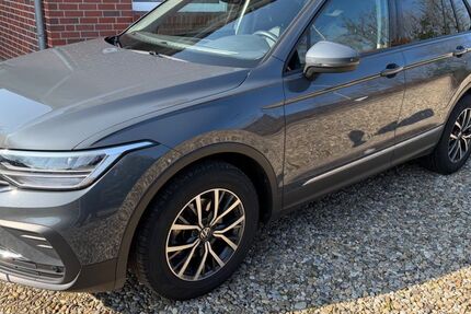 VW Tiguan 45.000 km 22.900 &euro; Essen 49632