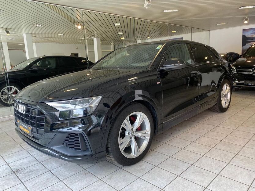 Audi Q8 175.000 km 41.950 € Berlin 12349