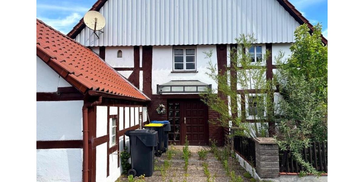 Mehrfamilienhaus, Wohnhaus Blomberg - 12 Zimmer, 250 m&sup2;, 100.000&euro; | Angebot:26739058
