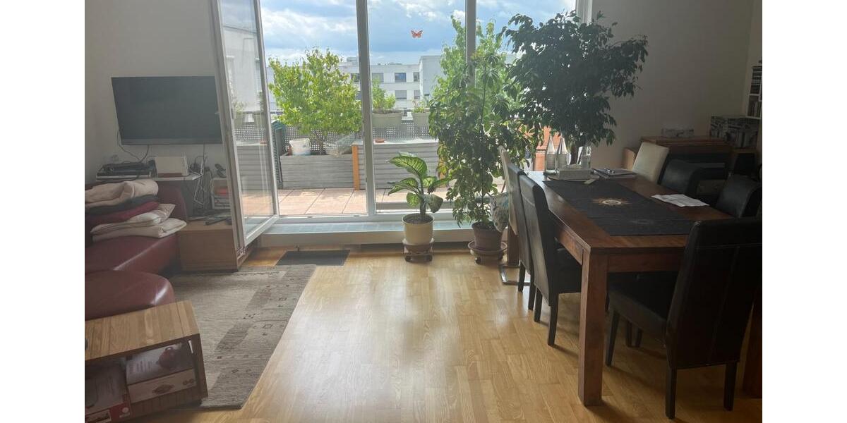 Dachgeschoßwohnung München Bogenhausen - 4 Zimmer, 112 m&sup2;, 1.180.000&euro; | Angebot:25943088