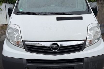 Opel Vivaro 248.000 km 2.400 &euro; Mannheim 68309