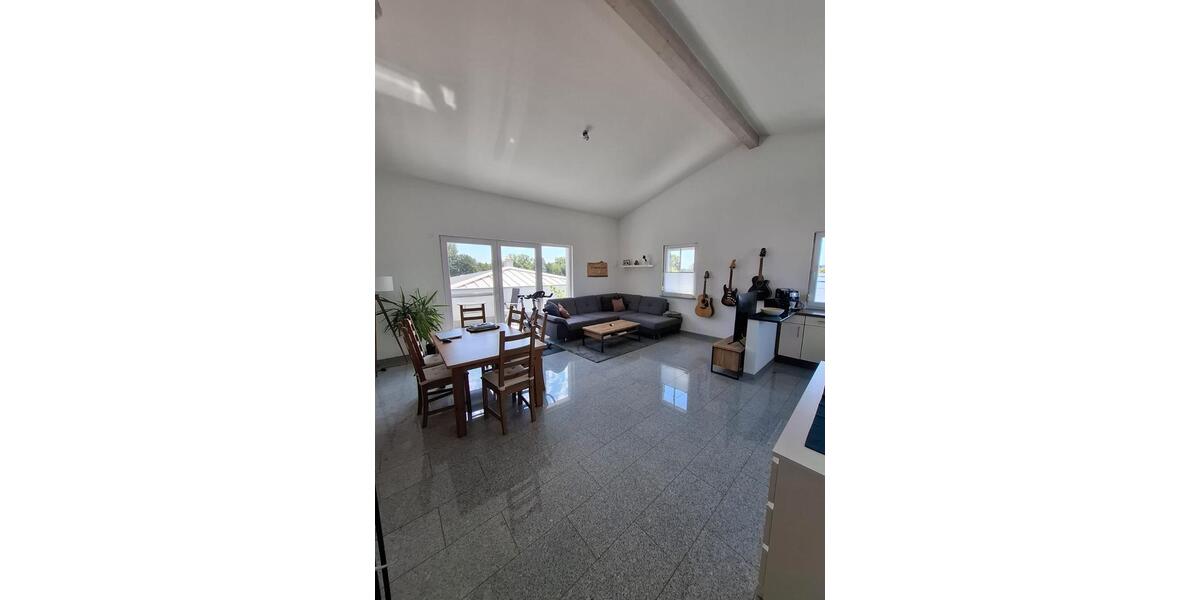 Einfamilienhaus Leutershausen - 3 Zimmer, 77 m&sup2;, 780&euro; | Angebot:26341983