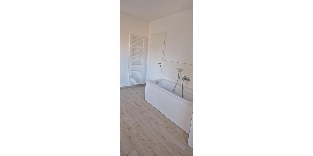 Villa Brück - 5.5 Zimmer, 198 m&sup2;, 2.390&euro; | Angebot:25282259