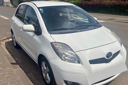 Toyota Yaris 205.500 km 3.000 &euro; Trier 54295
