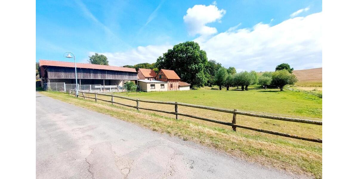 Idyllisches Landhaus mit Bauernhof in Pansfelde 1,5 ha 5 zimmer