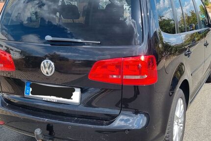 VW Touran 227.000 km 7.400 &euro; Nürnberg 90473