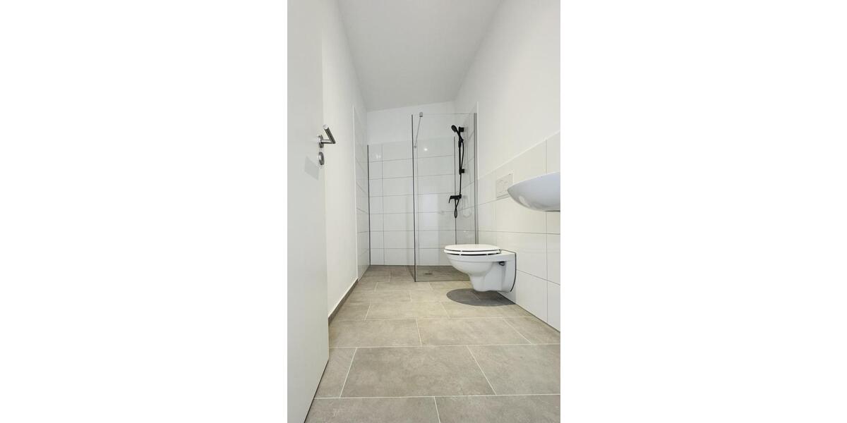 Erdgeschoßwohnung Wiesbaden Mainz-Amöneburg - 3 Zimmer, 80 m&sup2;, 1.200&euro; | Angebot:25908613