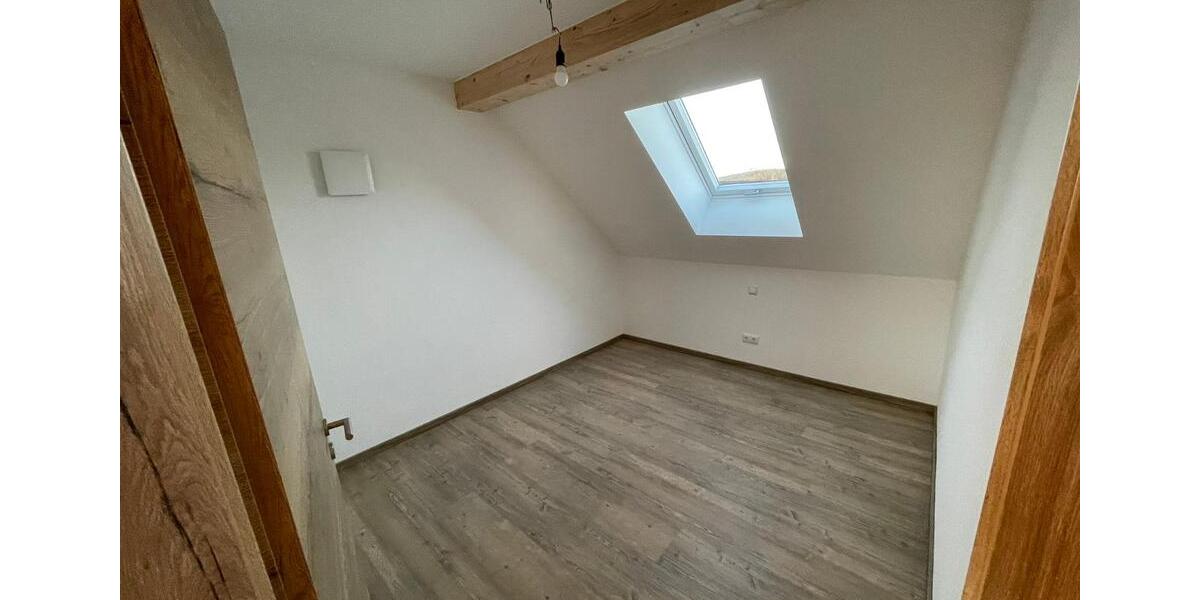 Etagenwohnung Neunburg vorm Wald - 1 Zimmer, 57 m&sup2;, 10&euro; | Angebot:25230846