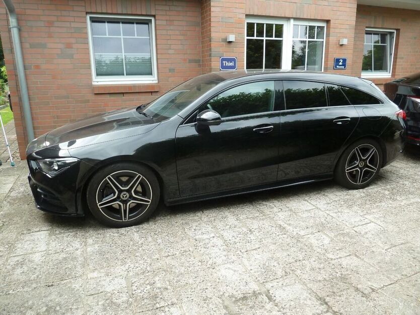 CLA 200 Shooting Brake
