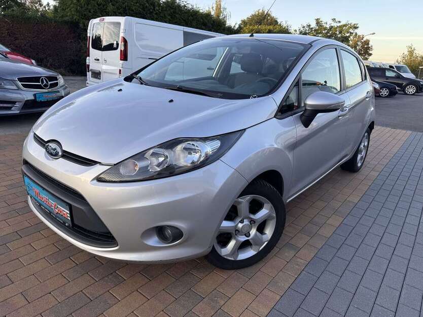 Ford Fiesta 129.000 km 2.650 € Zwethau 04886