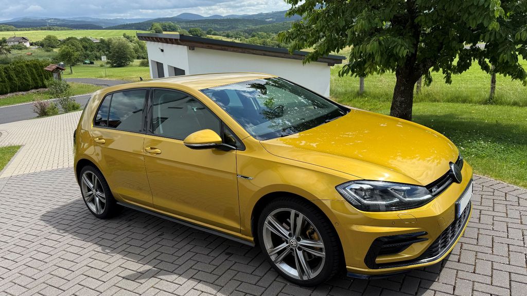 VW Golf 144.000 km 14.400 &euro; Eichenzell 36124
