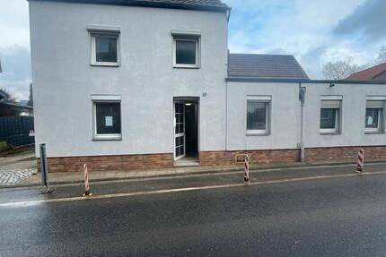 Haus Erkelenz - 10 Zimmer, 140 m&sup2;, 2.500&euro; | Angebot:25070452