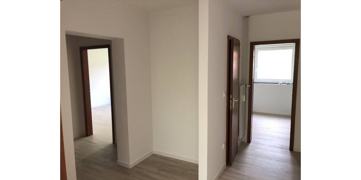 Etagenwohnung Preetz - 2 Zimmer, 74 m&sup2;, 650&euro; | Angebot:26220016