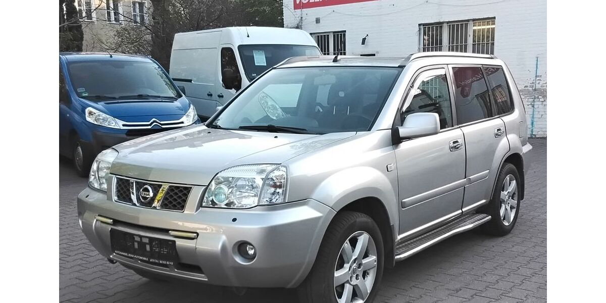 Nissan X-Trail 169.200 km 3.950 &euro; Berlin 13409