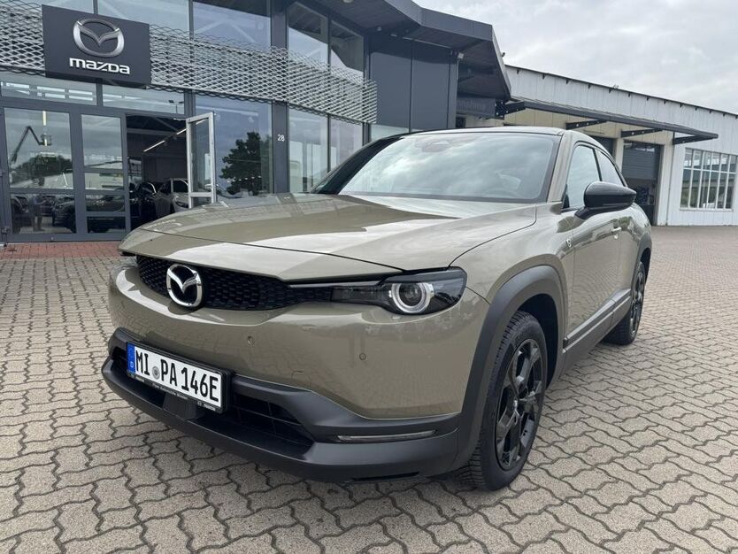 Mazda MX-30 1.305 km 31.290 € Minden 32427
