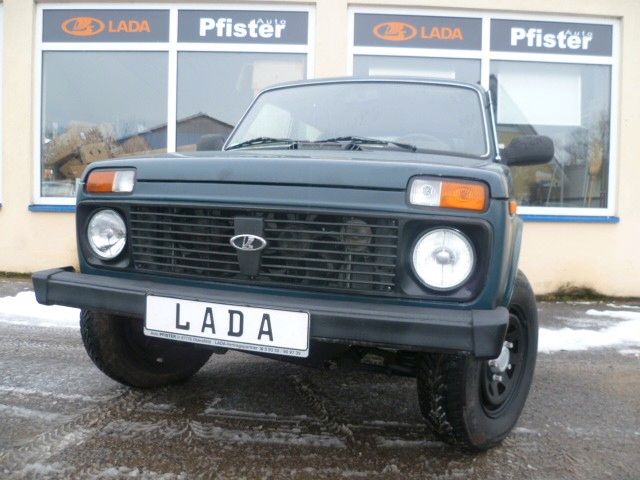 Lada Niva 104.012 km 6.444 &euro; Obersfeld 97776