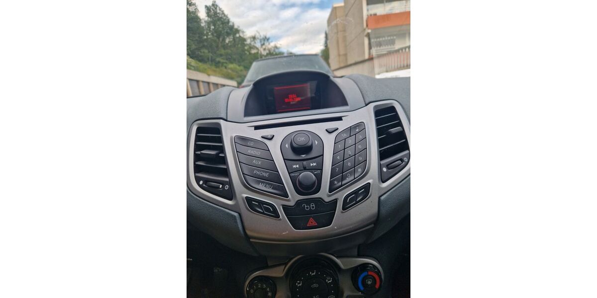 Ford Fiesta 231.340 km 2.000 &euro; Siegen 57072