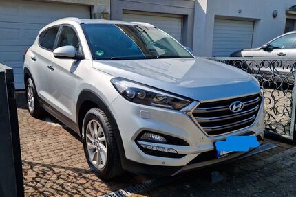 Hyundai TUCSON 167.900 km 14.500 &euro; Frankfurt am Main 60388
