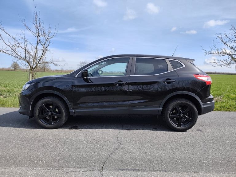 Nissan Qashqai 149.000 km 10.800 &euro; Sandesneben 23898