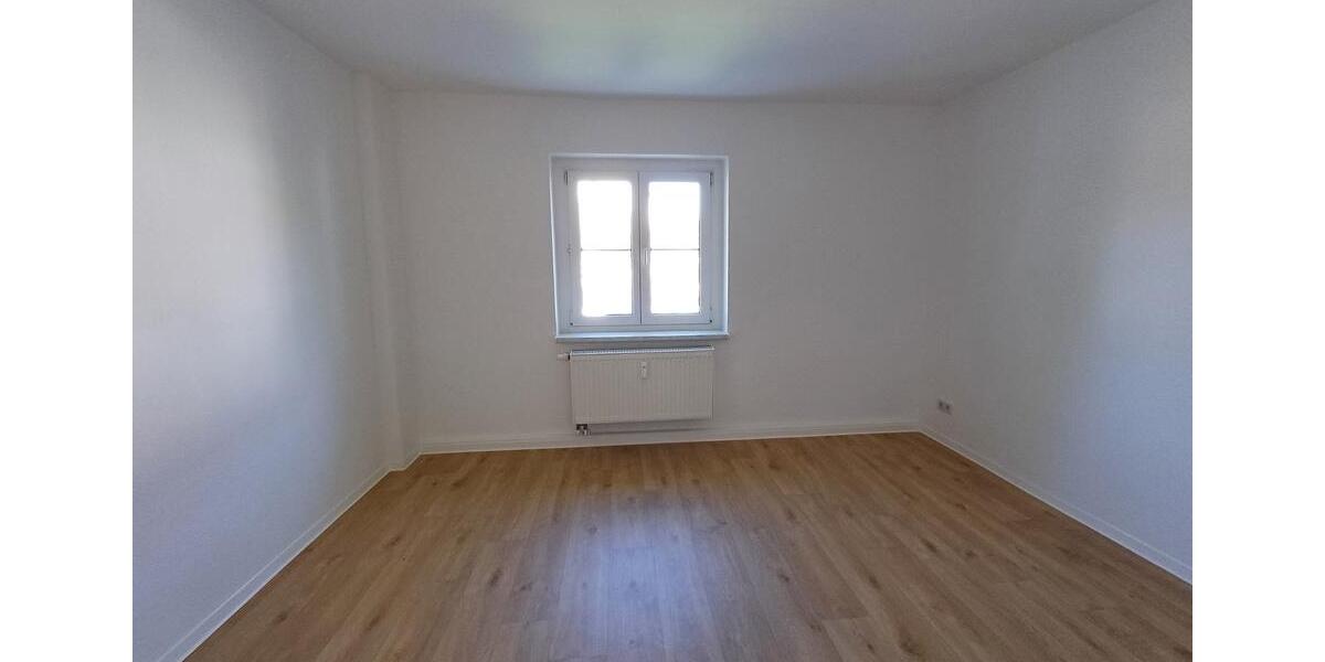 Etagenwohnung Merseburg - 2 Zimmer, 54 m&sup2;, 348&euro; | Angebot:26544752
