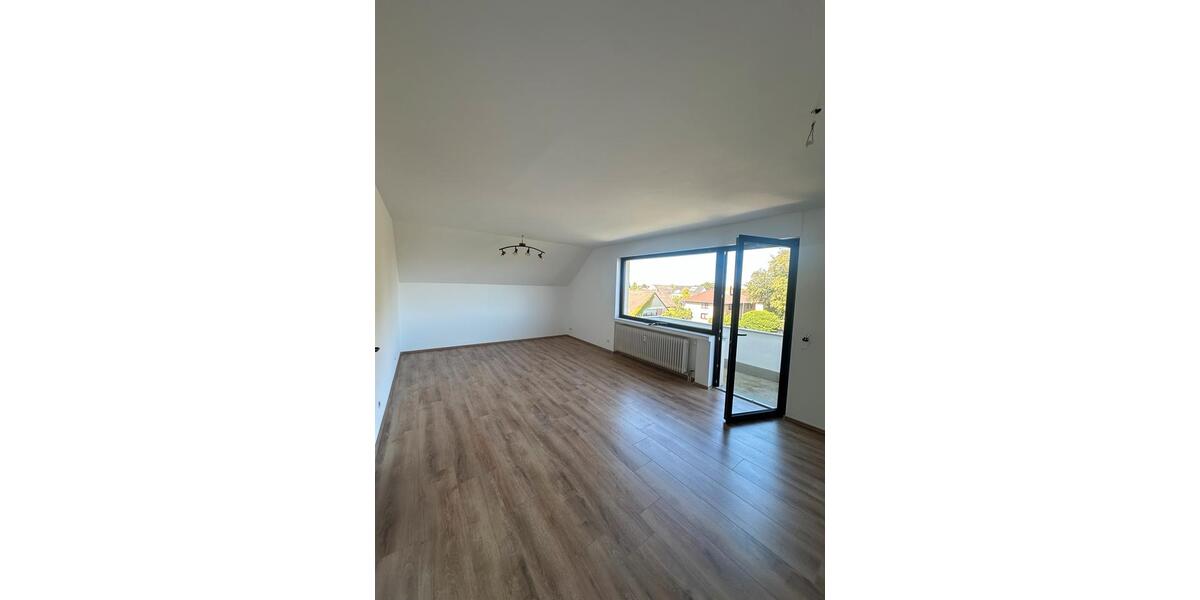 Dachgeschoßwohnung Minden Kuhlenkamp - 2 Zimmer, 64 m&sup2;, 155.000&euro; | Angebot:27447811
