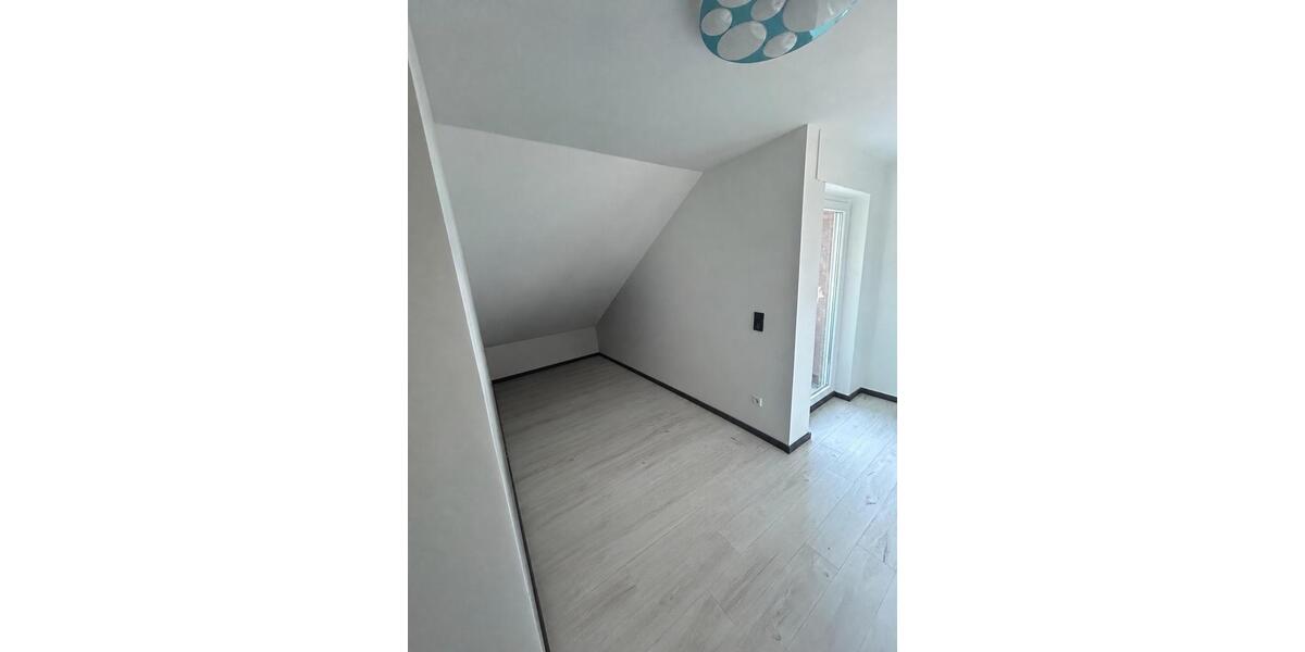 Dachgeschoßwohnung Steinfurt - 2.5 Zimmer, 68 m&sup2;, 170.000&euro; | Angebot:27197319