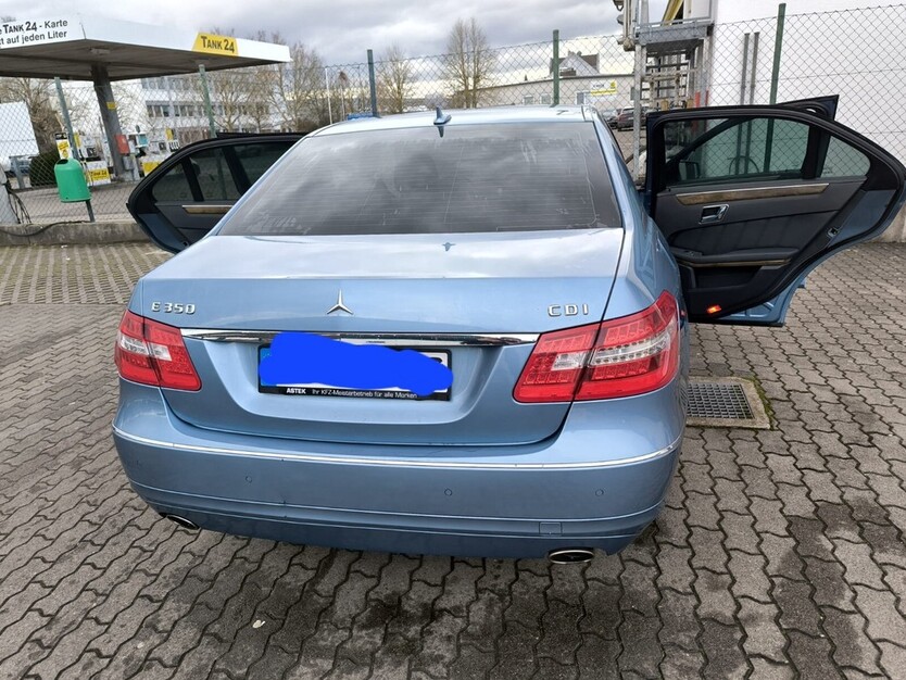 Mercedes-Benz E350 CDI 177.345 km 12.000 € Karben 61184