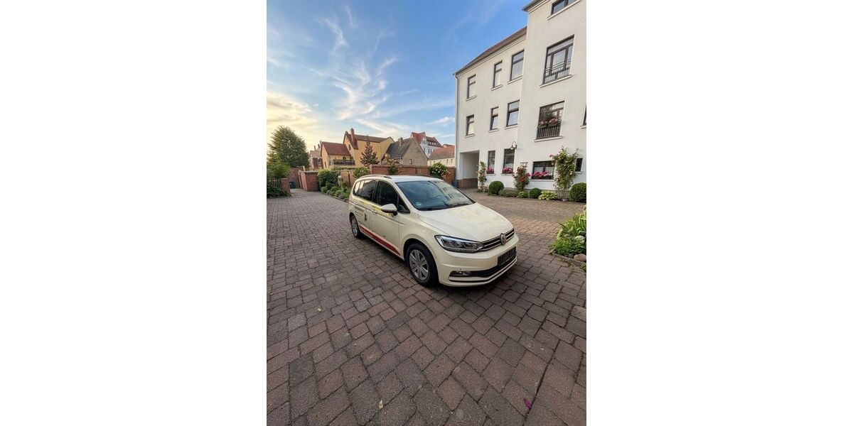 VW Touran 453.000 km 5.200 &euro; Polenz 04821