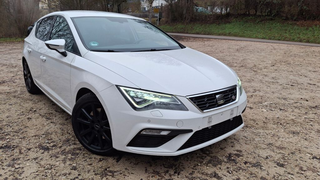 Seat Leon 65.431 km 17.890 &euro; Bad Abbach 93077