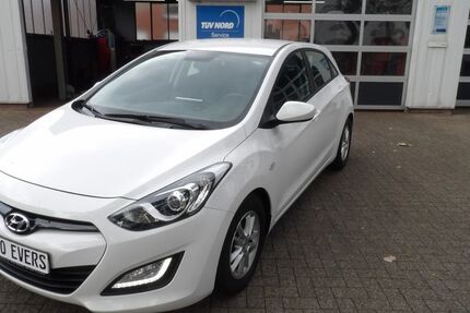 Hyundai i30 68.000 km 8.950 &euro; Rheine 48431