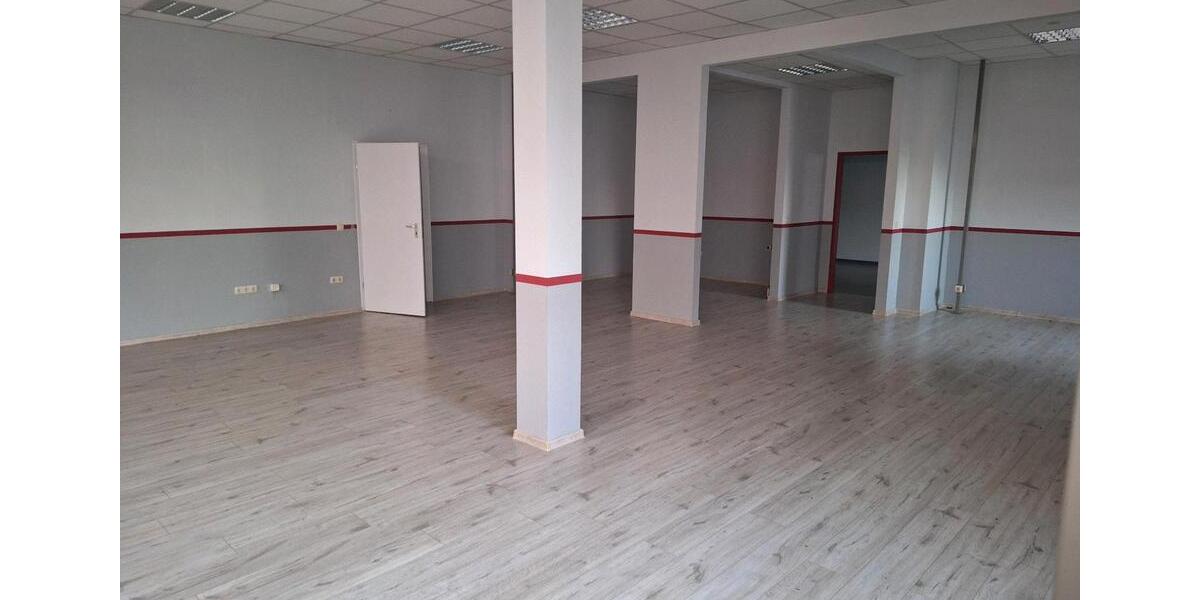 Etagenwohnung Beeskow - 2 Zimmer, 120 m&sup2;, 1.230&euro; | Angebot:26285738