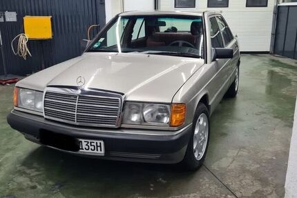 Mercedes 190