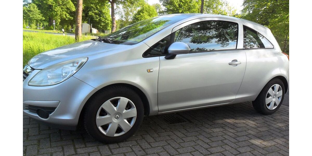 Opel Corsa 136.000 km 1.999 &euro; Uetze OT Dollbergen 31311