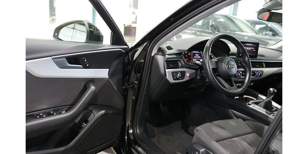 Audi A4 Avant 35 TFSI SPORT / 1.HAND / LED / NAVI+ 108.000 km 19.111 &euro; Hamm 59077