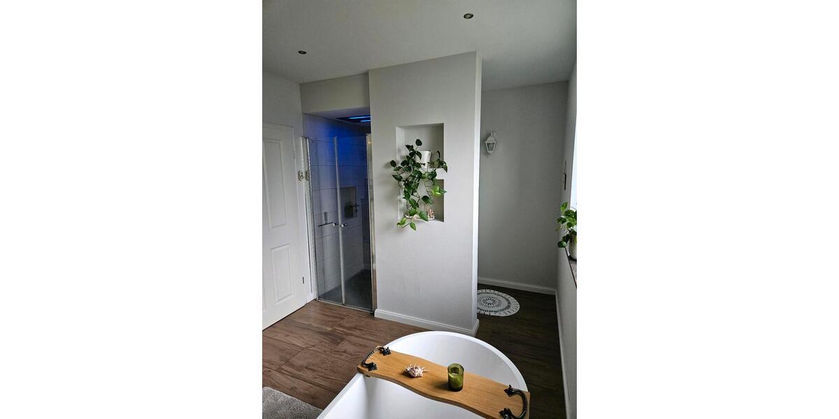 Bungalow Schneverdingen - 7 Zimmer, 220 m&sup2;, 560.000&euro; | Angebot:23571188